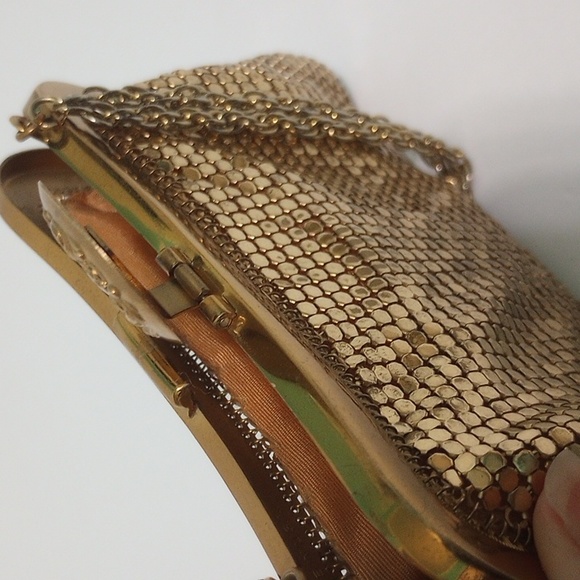 Whiting & Davis Gold Mesh Mini Clutch Purse, - Picture 9 of 11